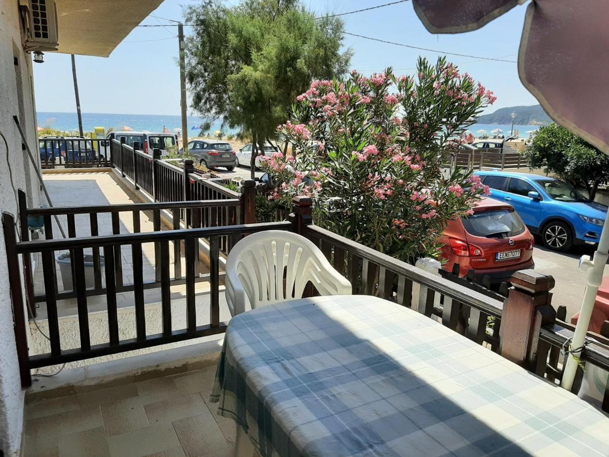 House Kosmas On The Beach Sarti Exterior foto