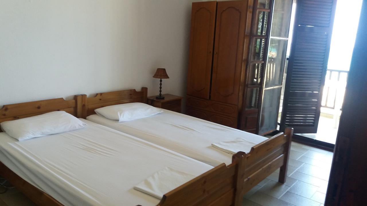 House Kosmas On The Beach Sarti Exterior foto