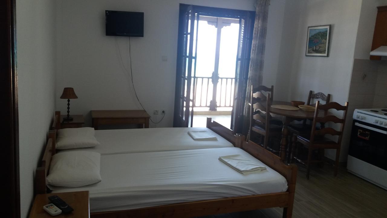 House Kosmas On The Beach Sarti Exterior foto