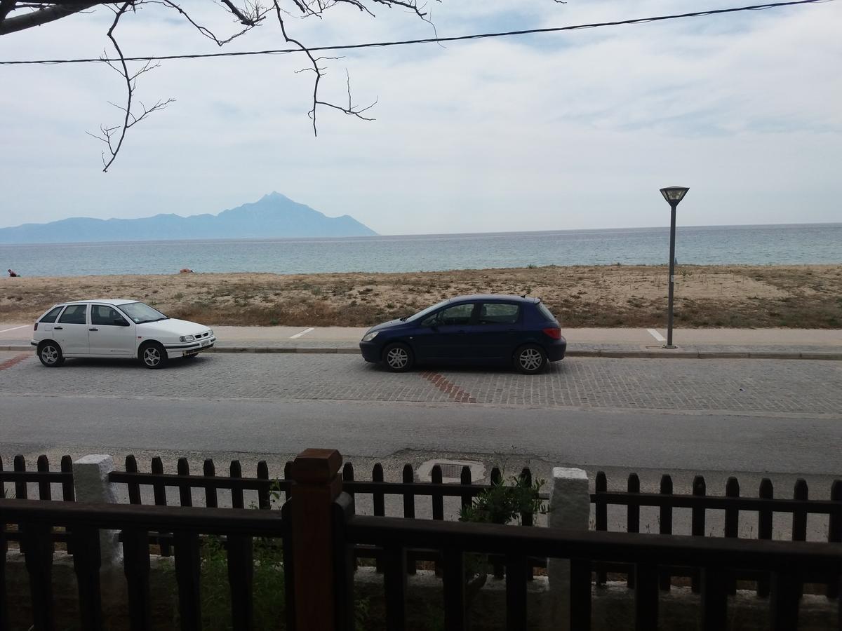 House Kosmas On The Beach Sarti Exterior foto