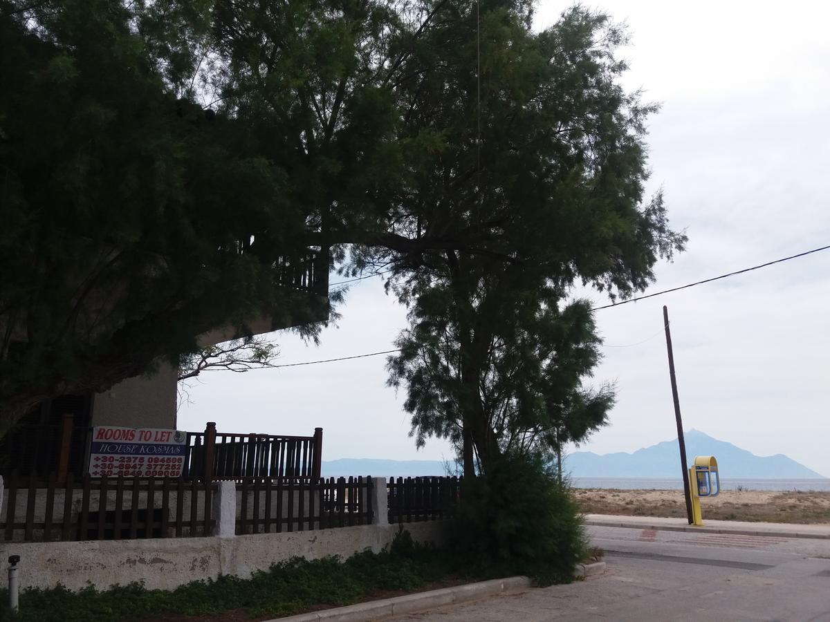 House Kosmas On The Beach Sarti Exterior foto